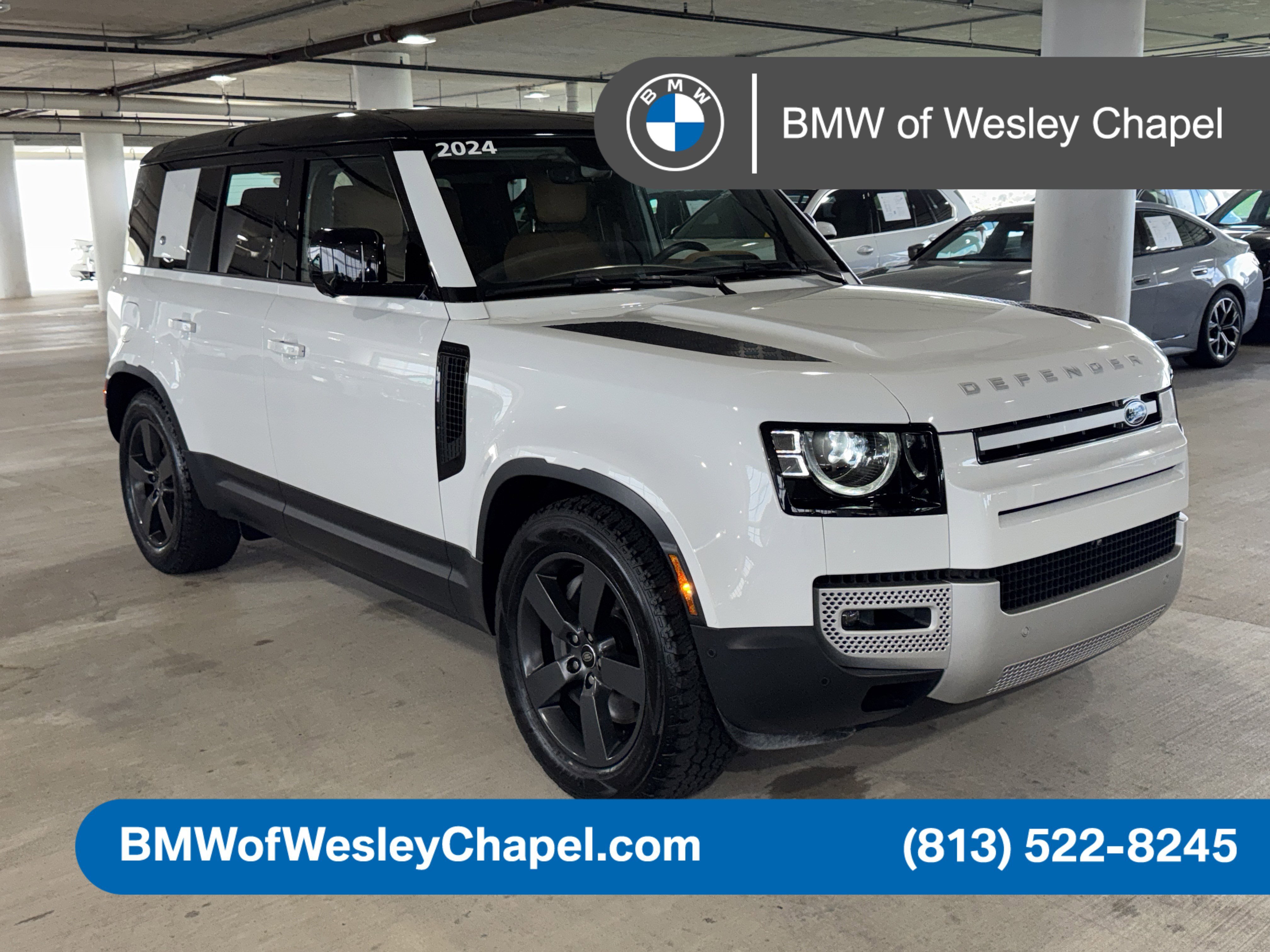 Used 2024 Fuji White Land Rover SE image 1
