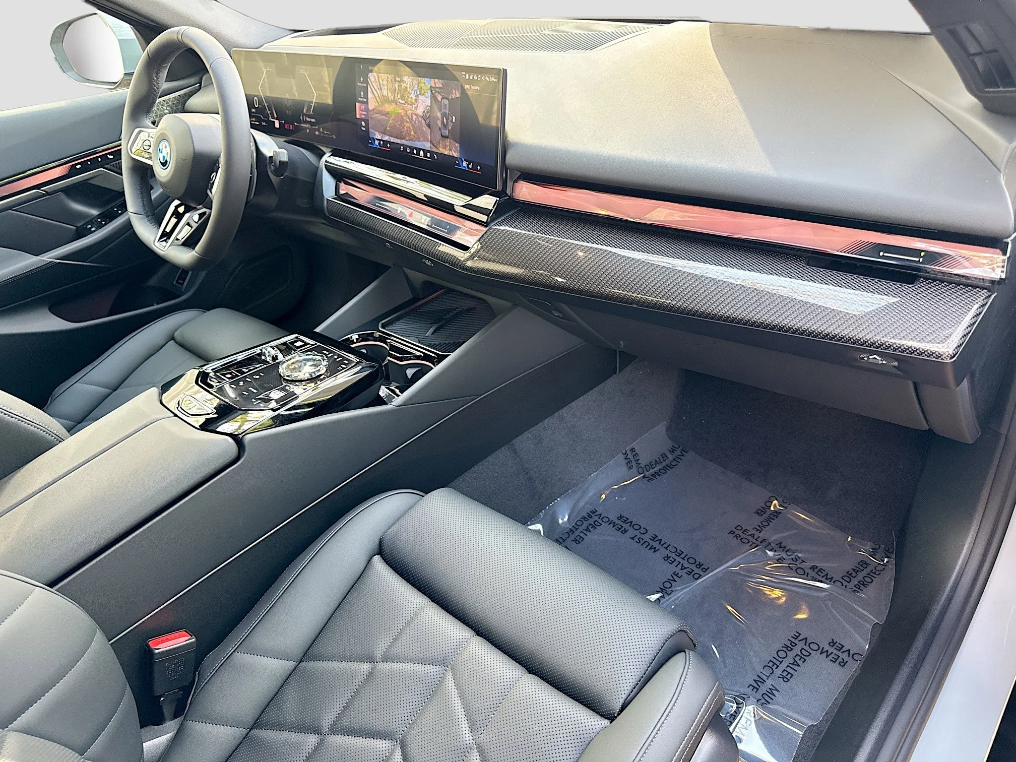 New 2026 Brooklyn Grey Metallic BMW 550e xDrive image 14