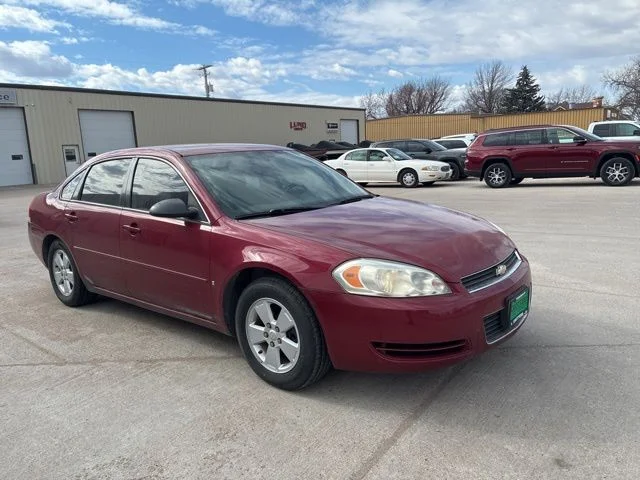 Used 2006 Red Chevrolet LT image 4