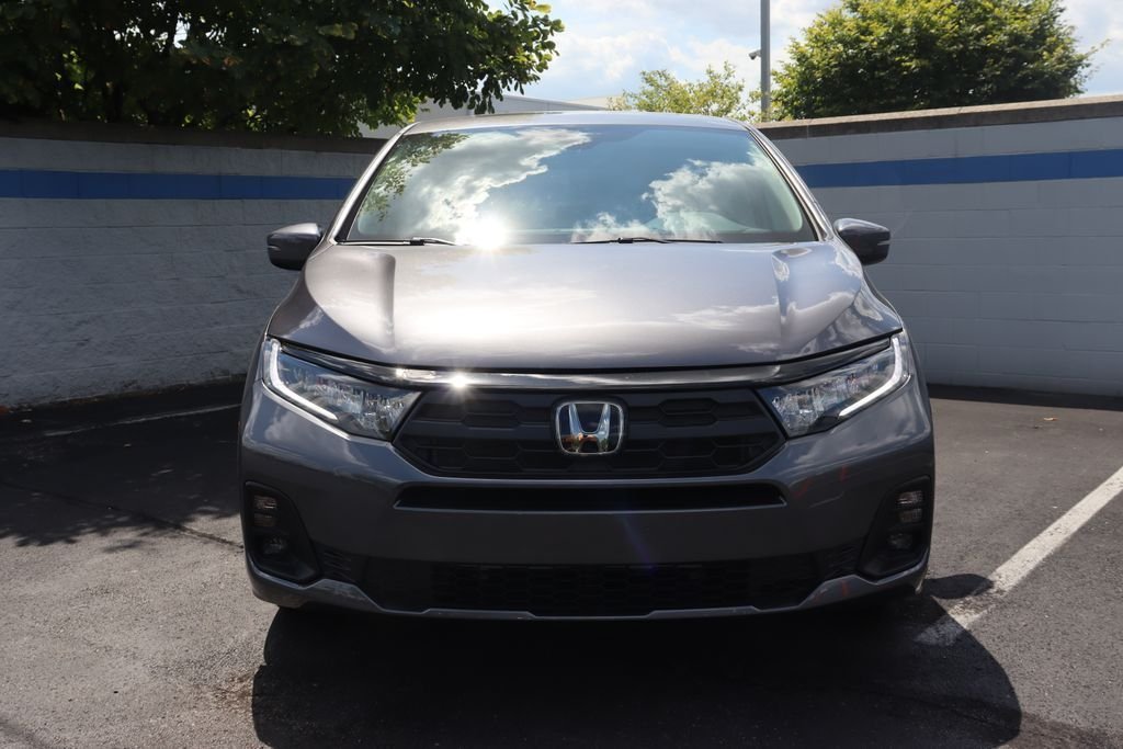 Used 2026 Modern Steel Metallic Honda EX-L image 8