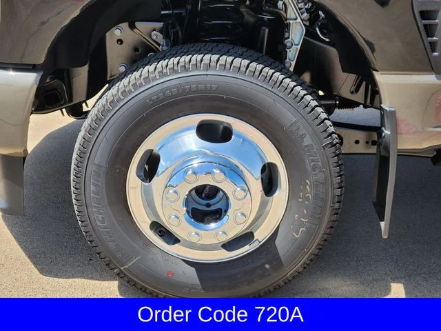 New 2026 Agate Black Metallic Ford F-350® King Ranch® image 10