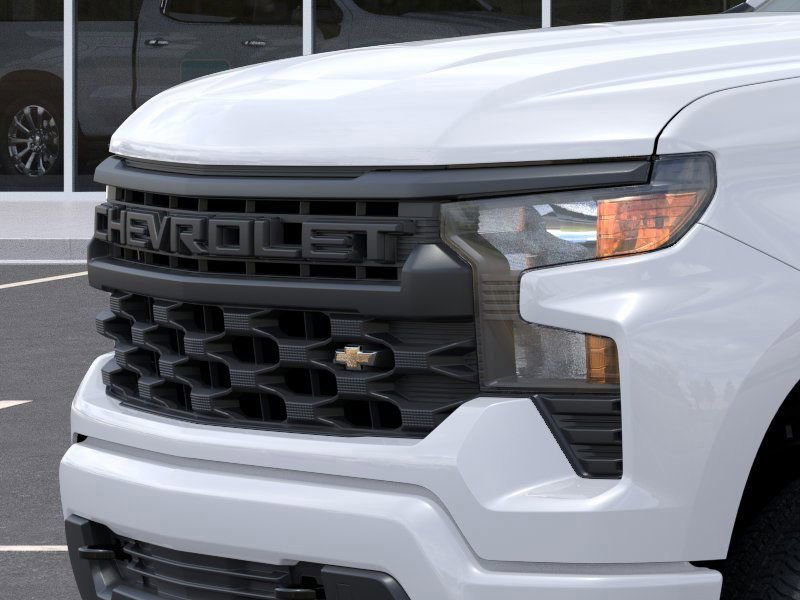 New 2025 Chevrolet Silverado 1500 Custom 4D Crew Cab