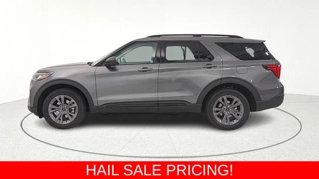 New 2026 Carbonized Gray Metallic Ford Active image 4