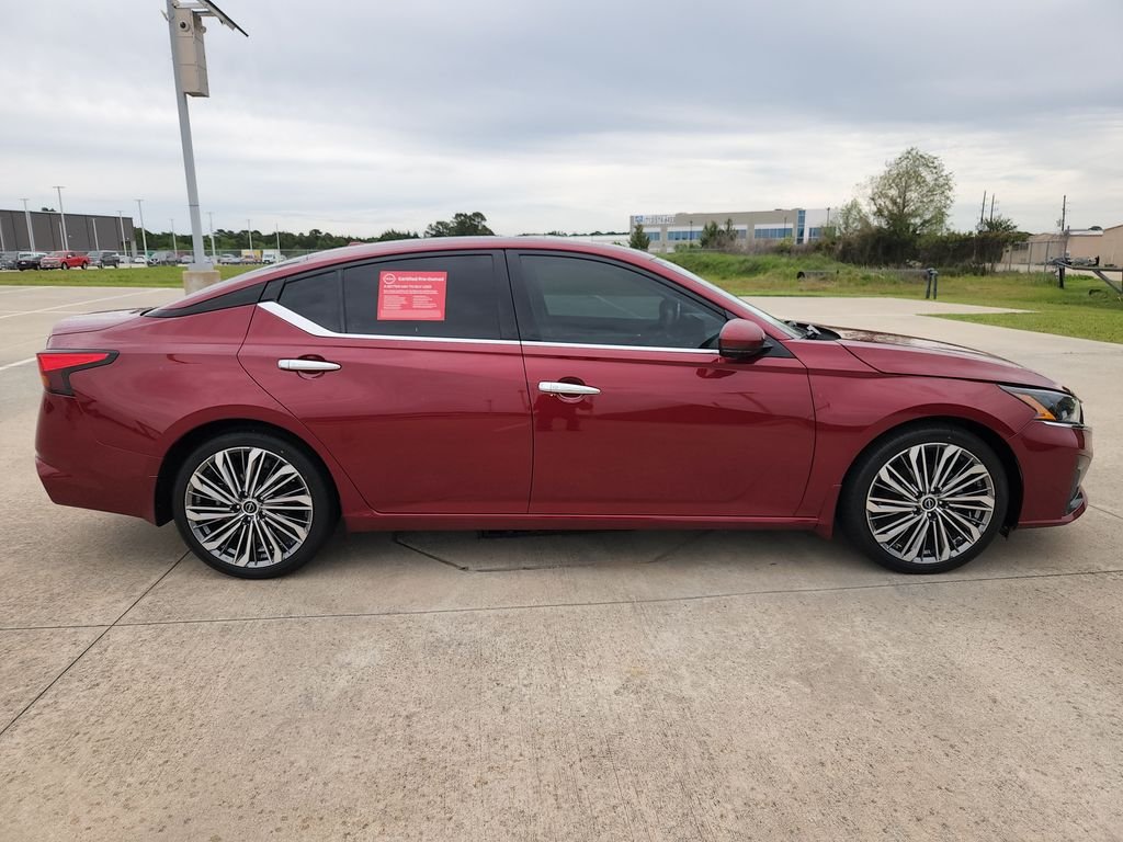 Certified Used 2024 Red Nissan 2.5 SL image 4