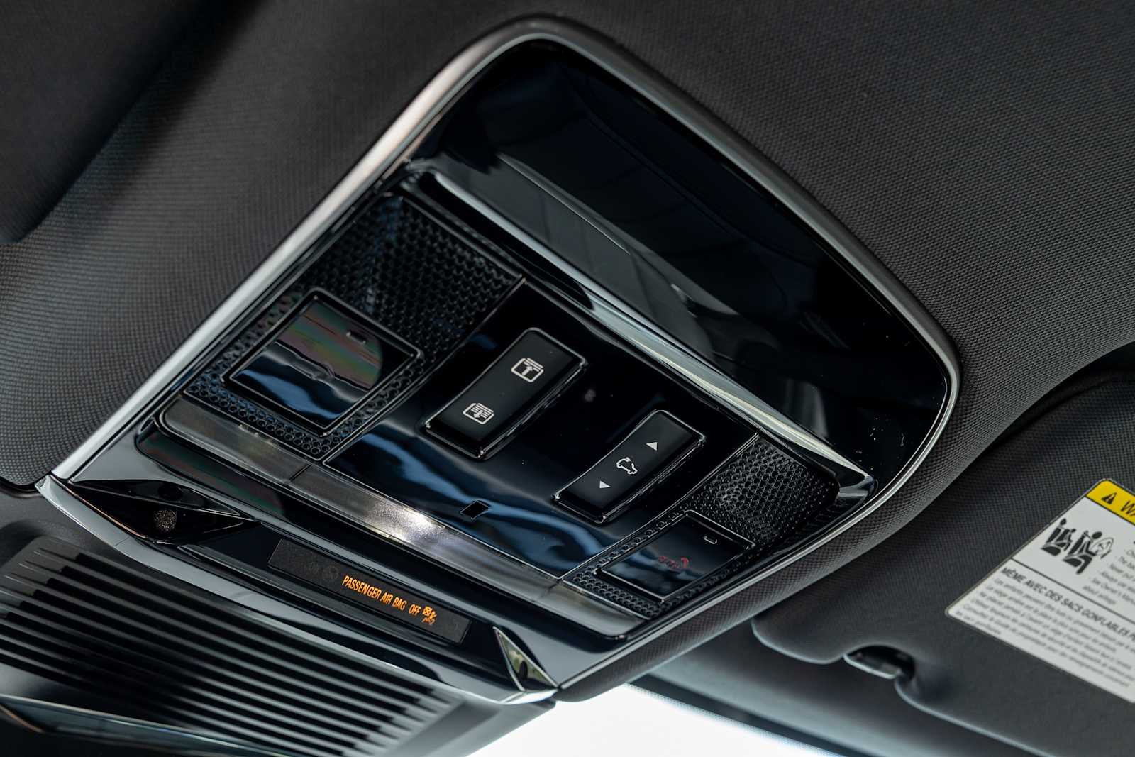 New 2026 BLACK Land Rover SE image 26