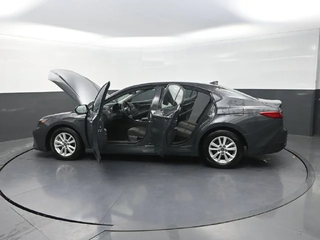 Used 2026  Toyota LE image 42