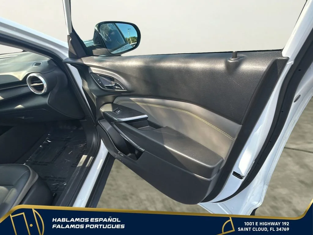 Used 2024 Summit White Chevrolet ACTIV image 29