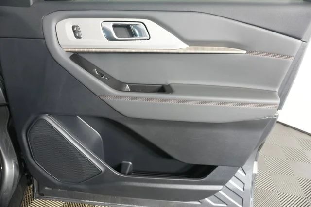 New 2026 Carbonized Gray Metallic Ford Active image 32