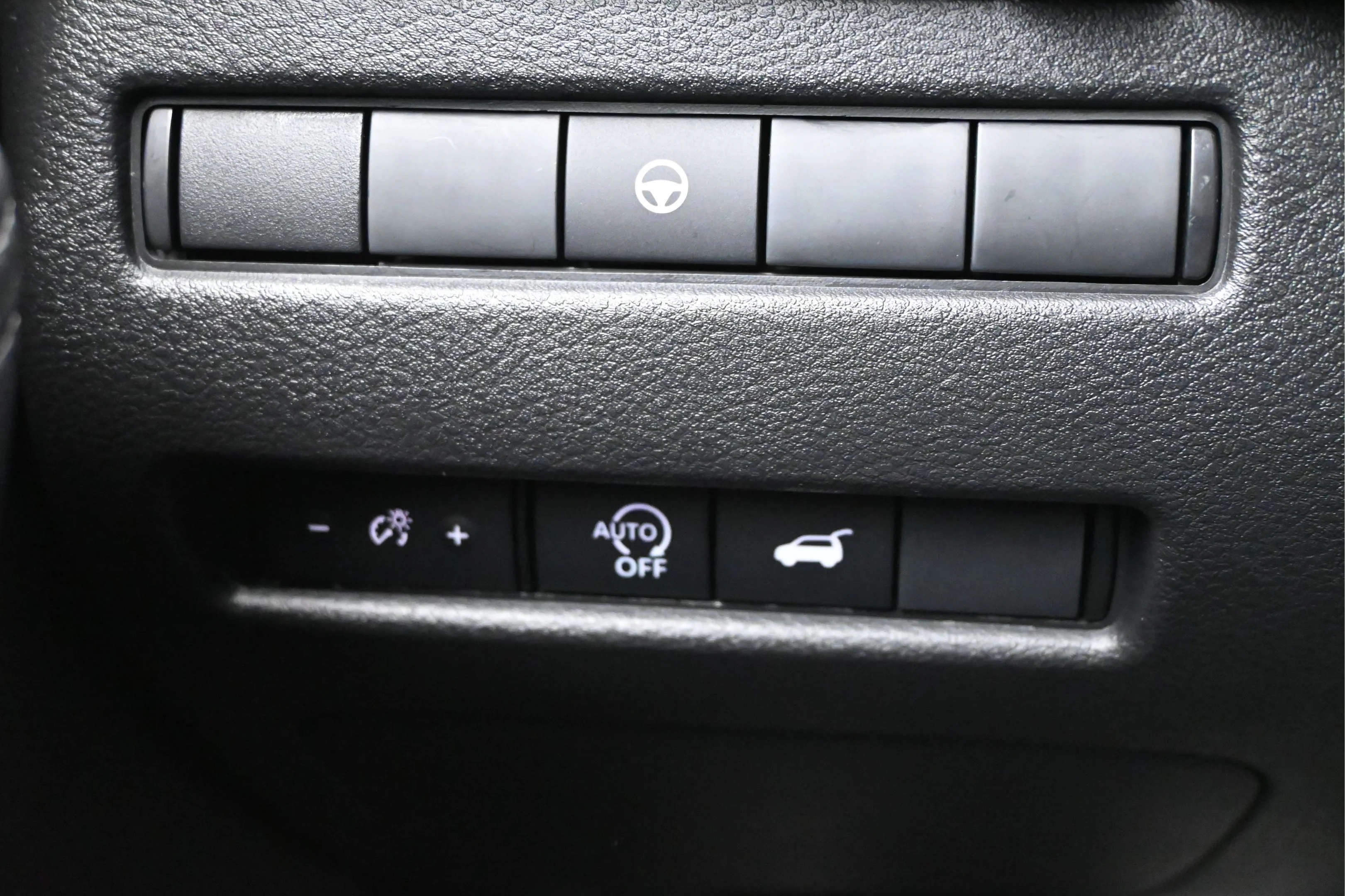 Used 2026 Deep Ocean Blue Pearl Nissan SV image 12