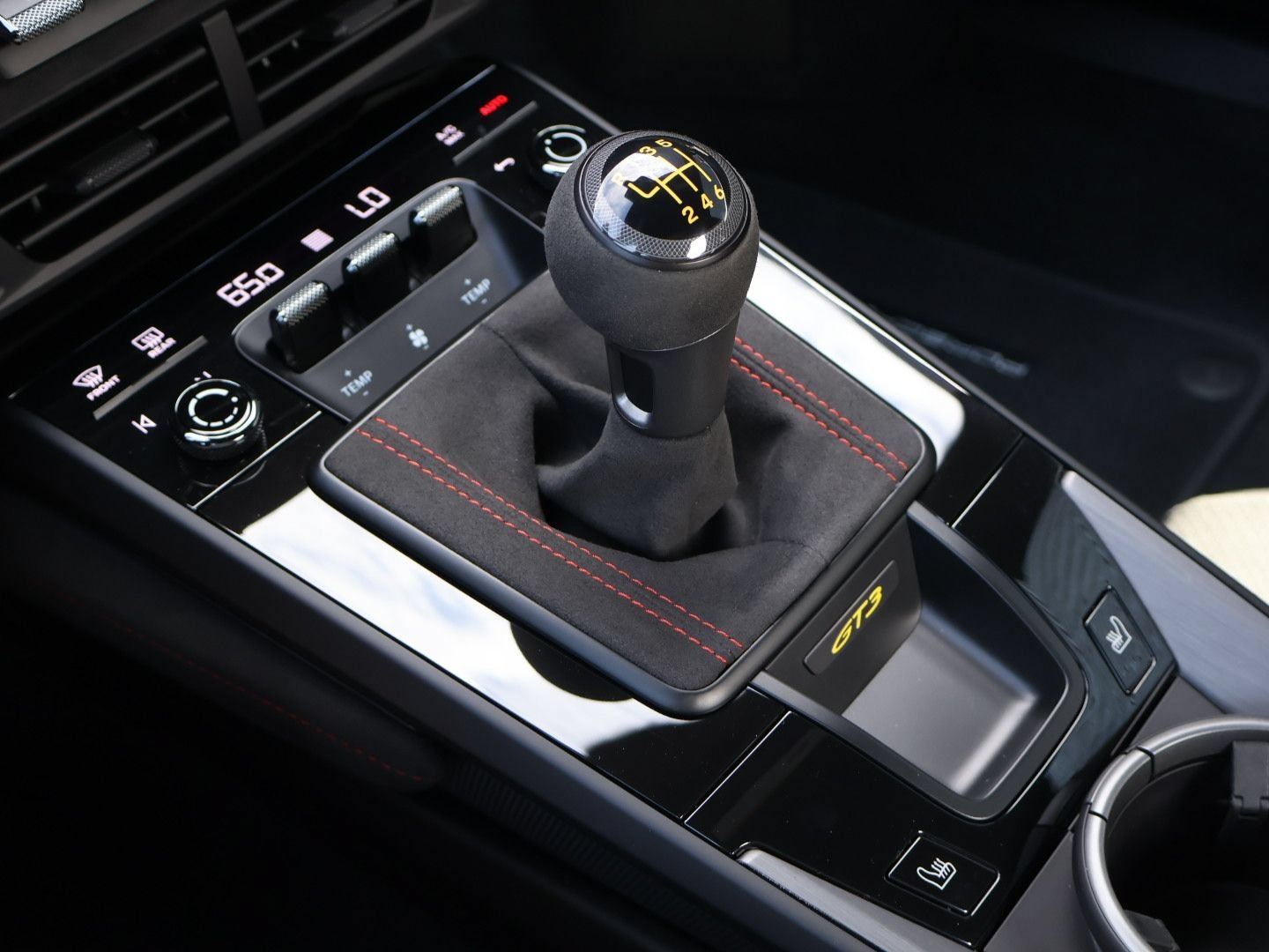 Certified Used 2026 Jet Black Metallic Porsche GT3 image 22