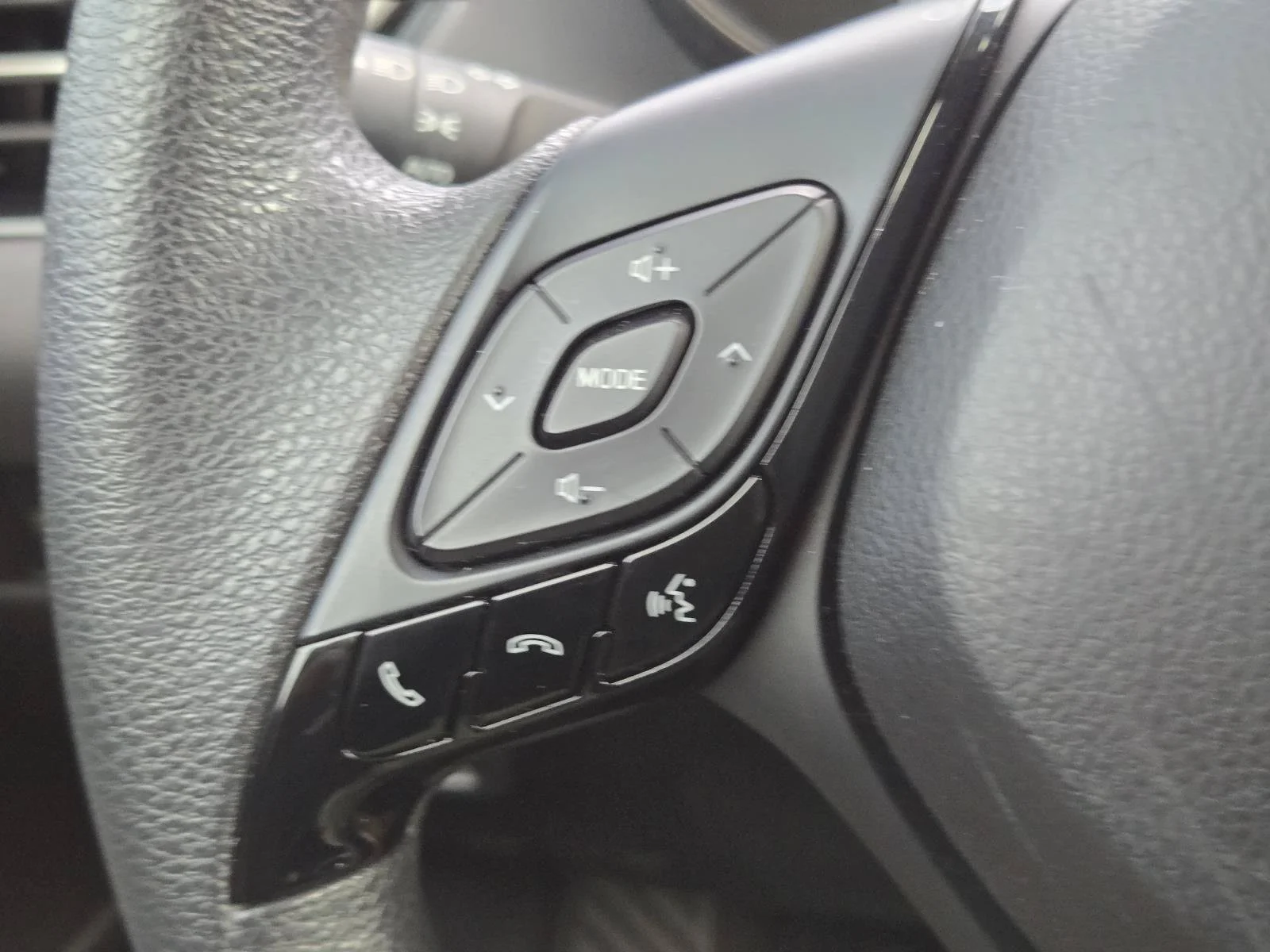 Used 2021 Gray Toyota LE image 23