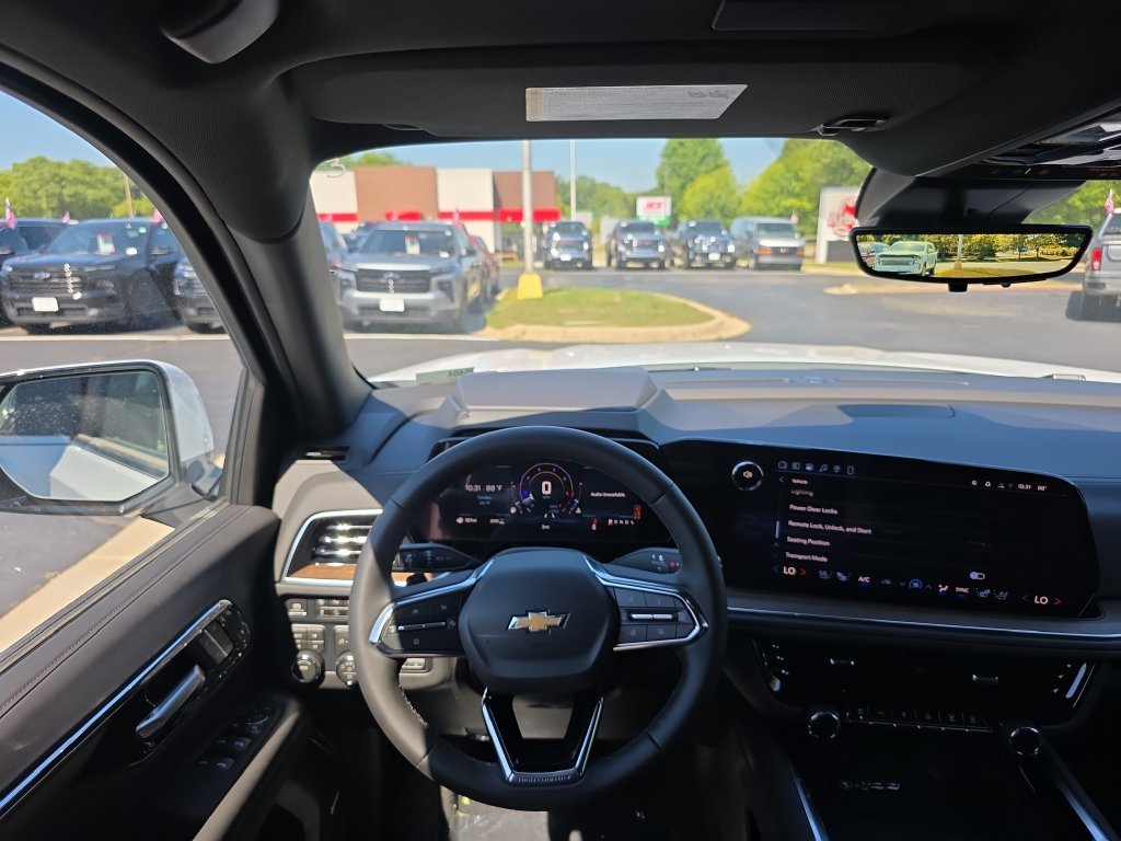 2026 Chevrolet Suburban High Country - Photo 13