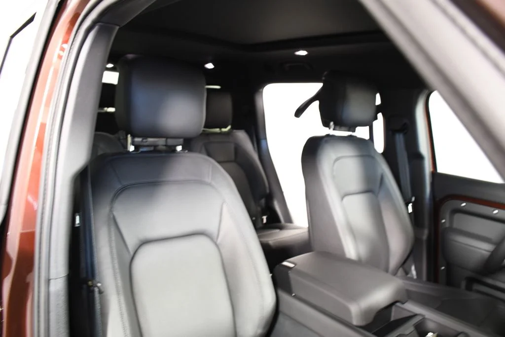 2026 Land Rover Defender S - Photo 19