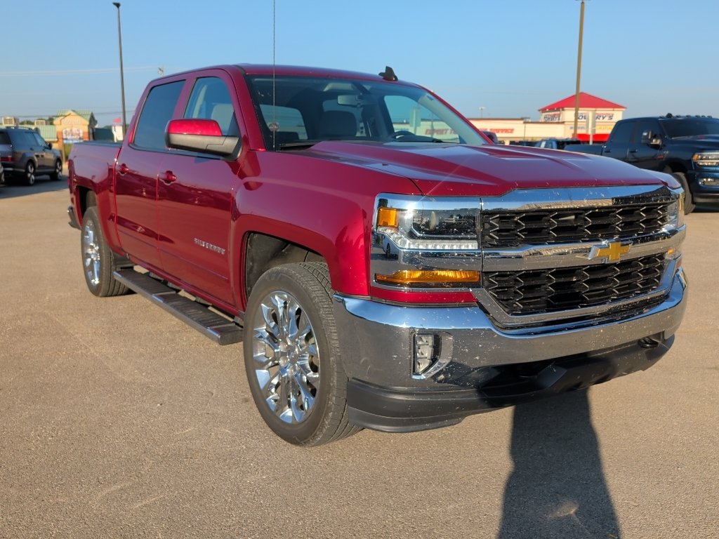 Used 2018 Cajun Red Tintcoat Chevrolet LT image 1