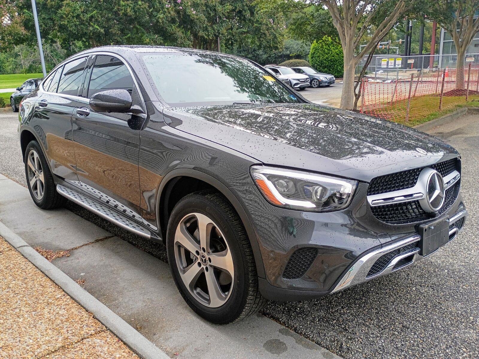 Used 2022 Graphite Grey Metallic Mercedes-Benz GLC 300 image 3