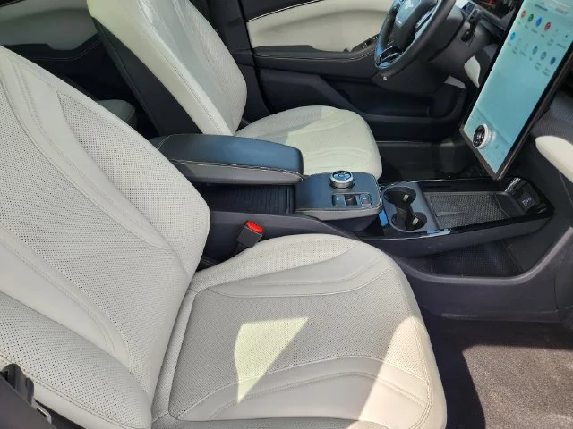 Used 2023 Space White Metallic Ford Premium image 14