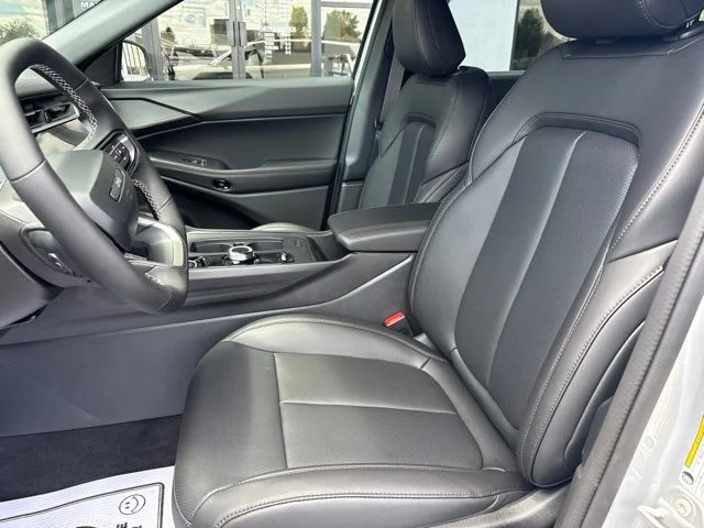 New 2026 Silver Jeep Limited image 5