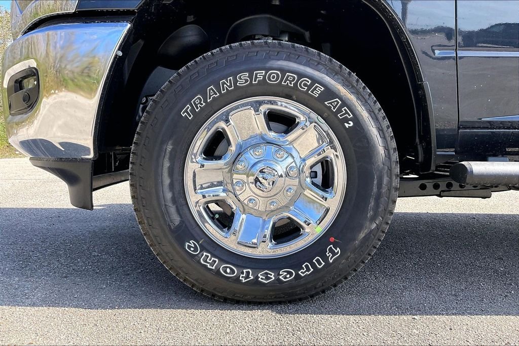 New 2026 Ram 2500 Tradesman 4D Crew Cab