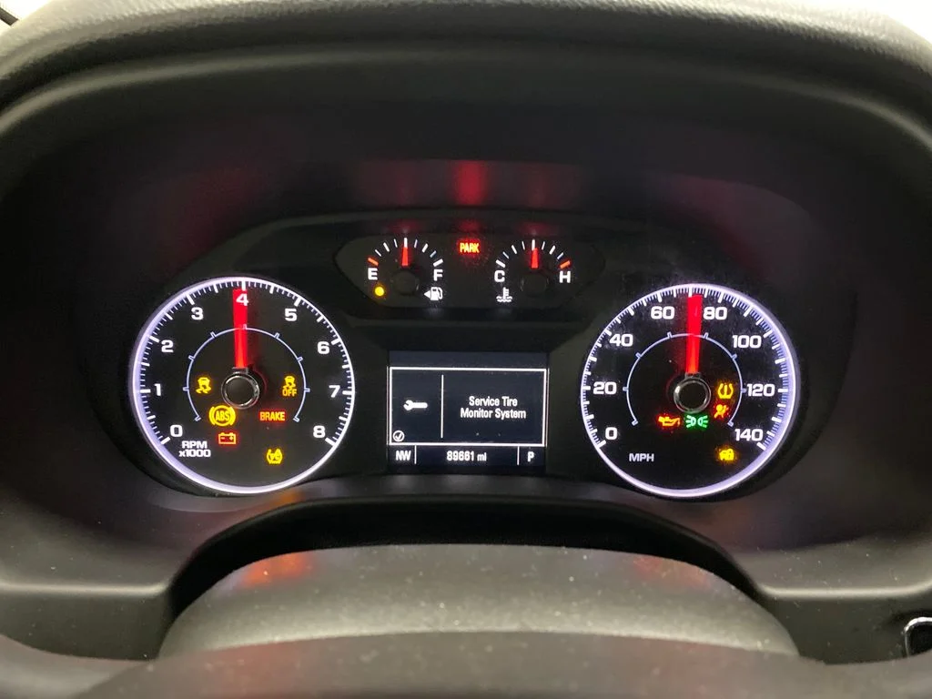 Used 2017 Red GMC SLE-2 image 18