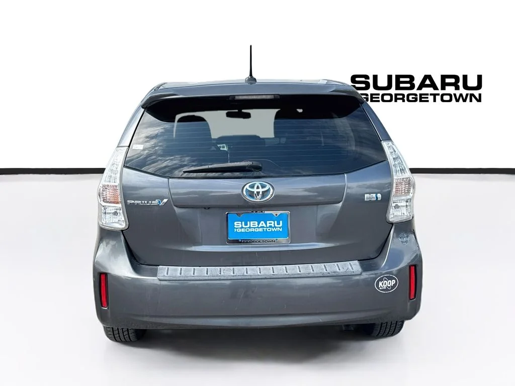 Used 2014 Gray Toyota Three image 6