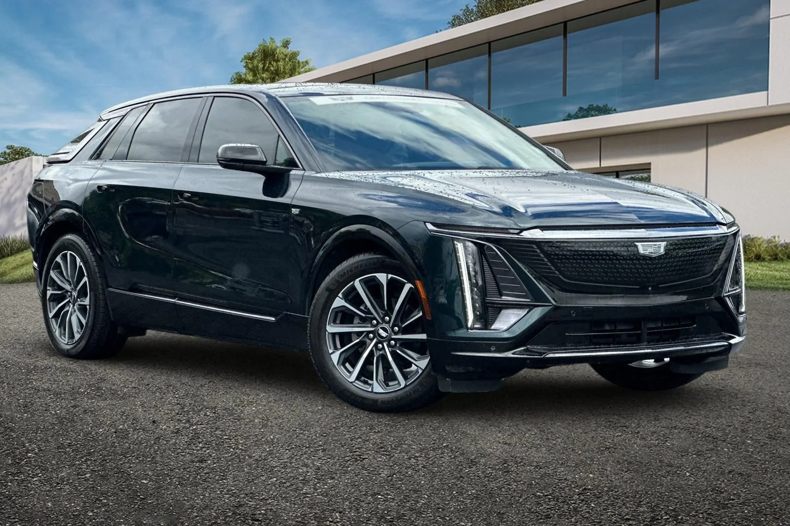 2024 Cadillac LYRIQ Sport 2