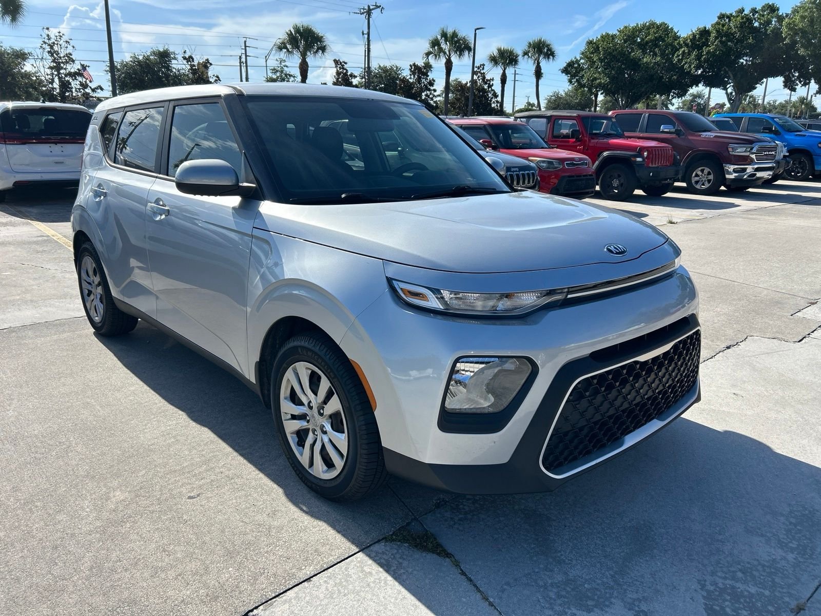 Used 2020 Silver Kia LX image 22