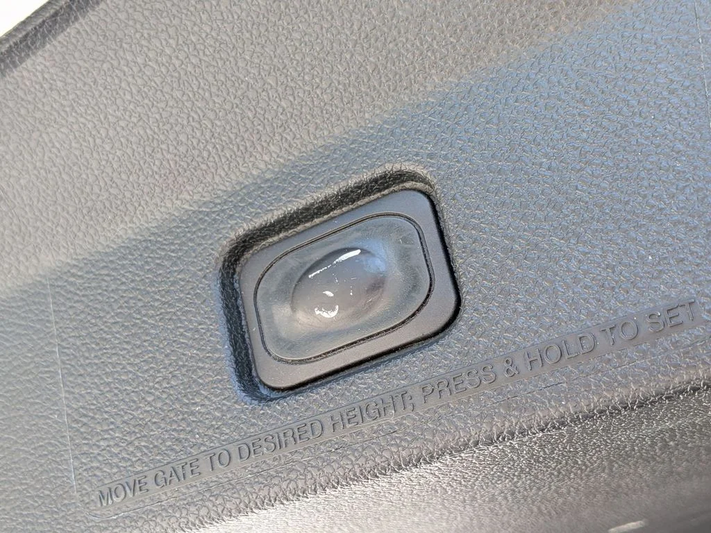 Used 2019 White Ford Sport image 9
