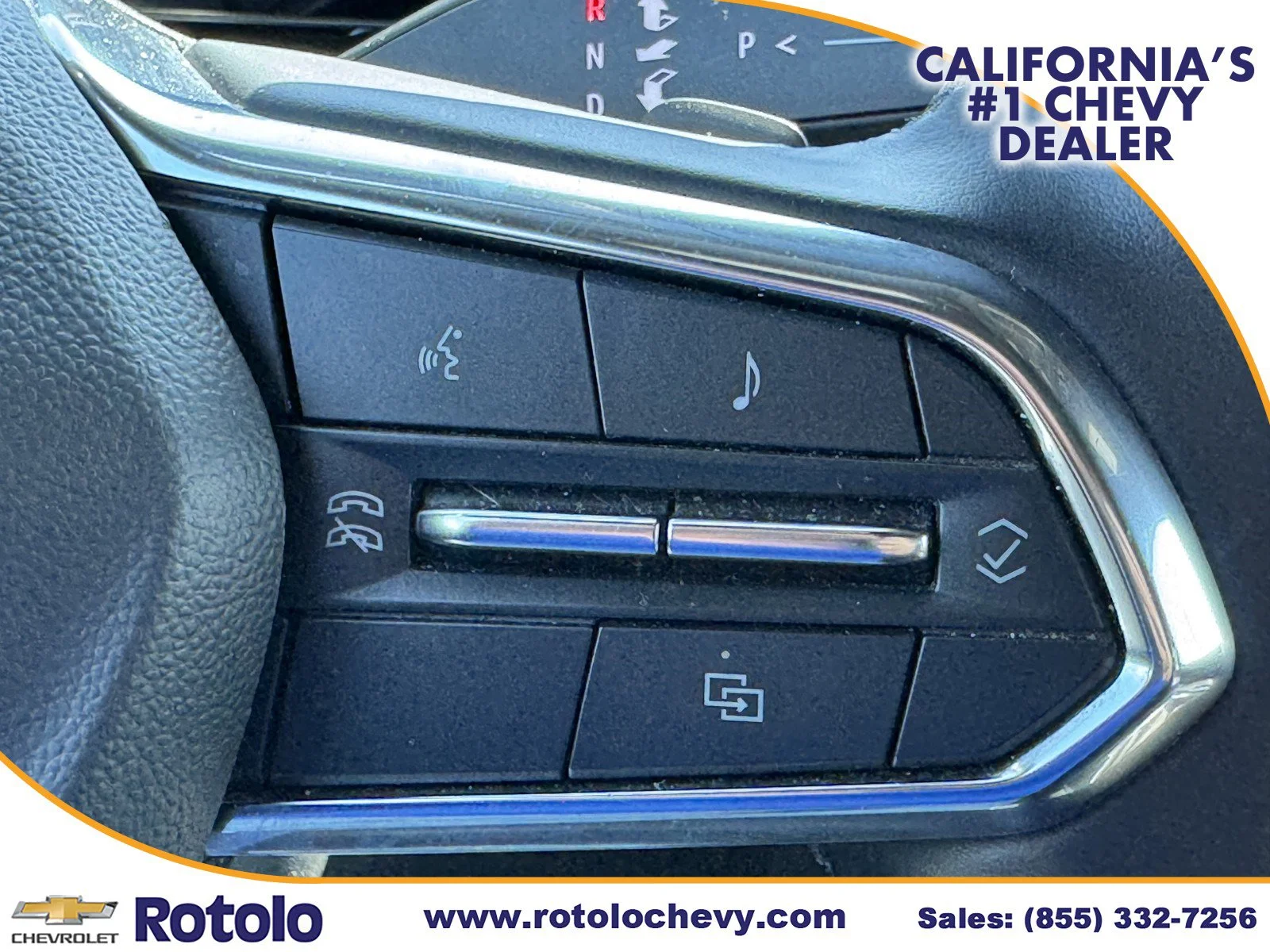 Used 2025 Summit White Chevrolet LT image 19