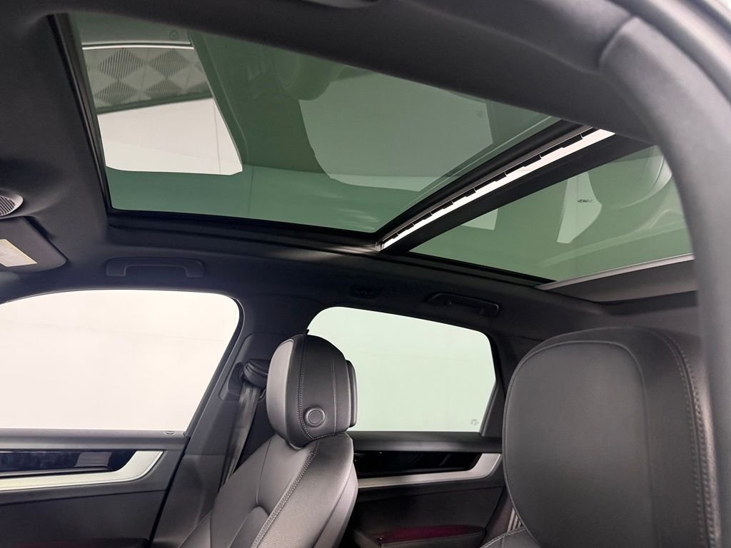 2024 Porsche Cayenne Base - Photo 23