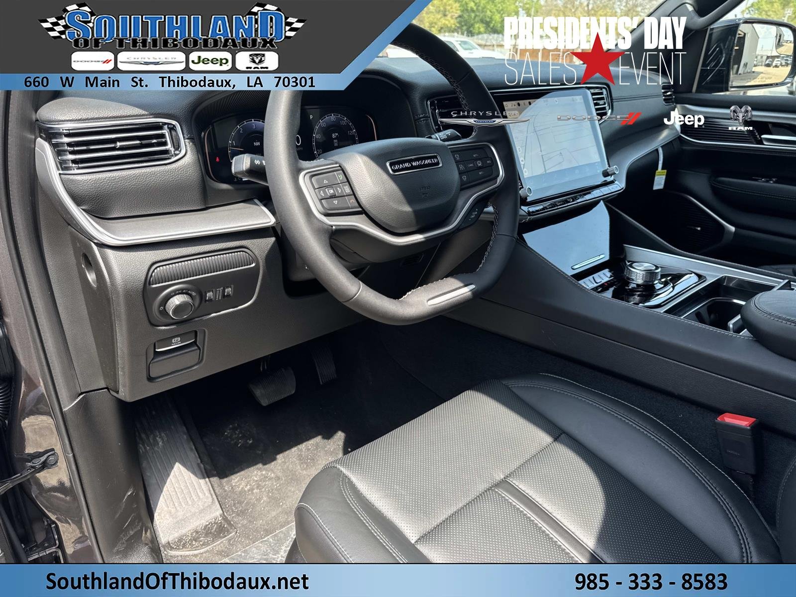 New 2026 Baltic-Gray Metallic Clear-Coat Exterior Paint Jeep  image 9