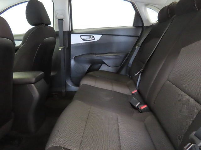 Used 2023 Snow White Pearl Kia LXS image 26