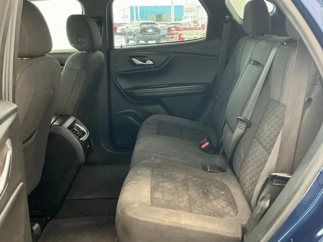 Used 2022 Blue Chevrolet LT image 11