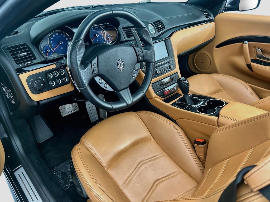 Used 2017 Grigio Granito Metallic Maserati Sport image 17
