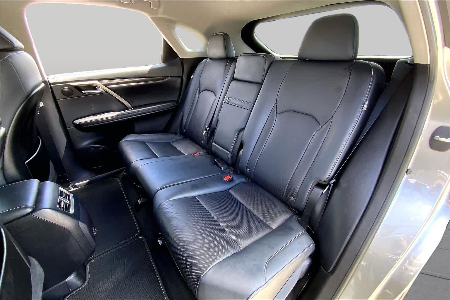 Used 2022 Atomic Silver Lexus  image 20