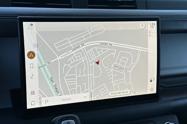 Used 2025 Gray Land Rover X-Dynamic SE image 17