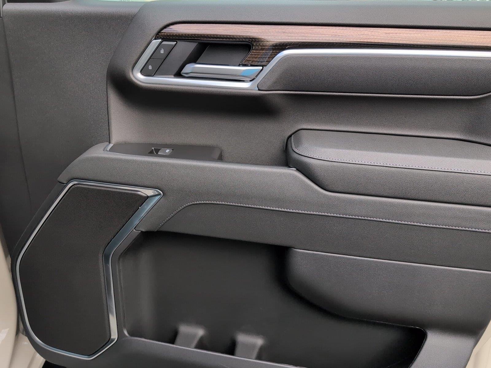 2026 Chevrolet Silverado 1500 RST - Photo 38