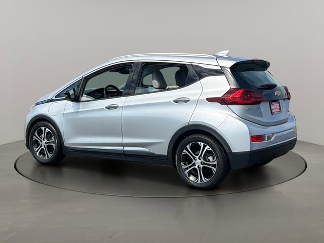 Used 2017 Includes (TUS) Black grille. Chevrolet Premier image 7
