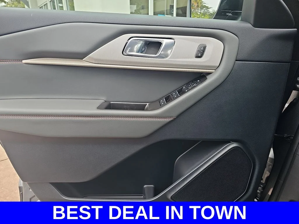 New 2026 Carbonized Gray Metallic Ford Active image 29