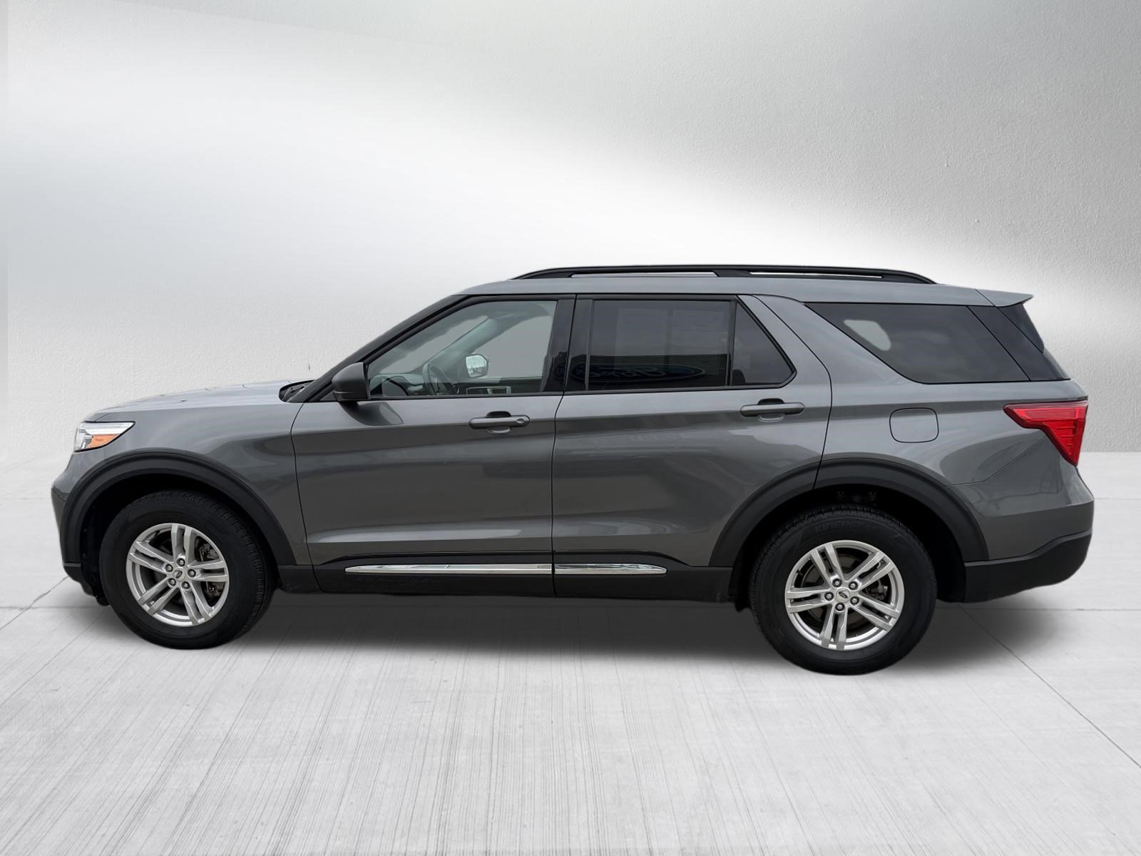 Certified Used 2023 Carbonized Gray Metallic Ford XLT image 4