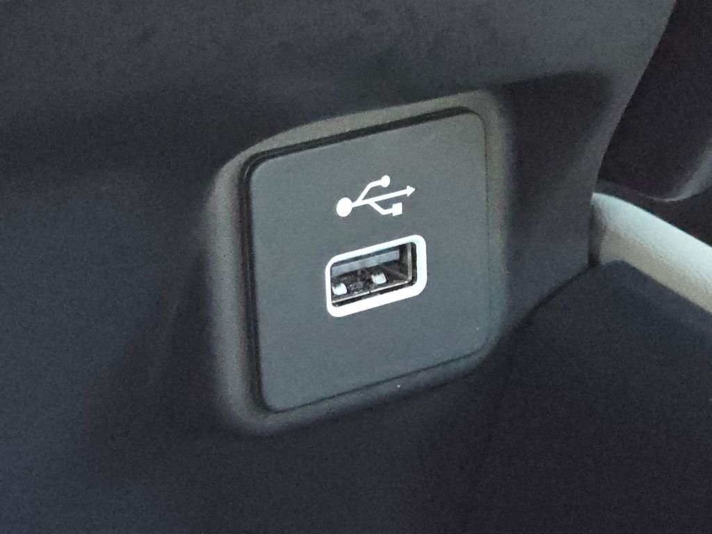 Used 2025  Honda EX-L image 32