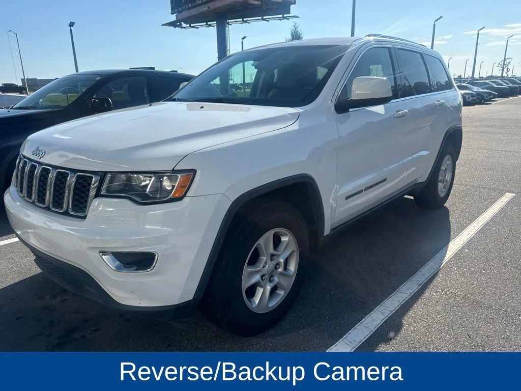 Used 2017 Bright White Clearcoat Jeep Laredo image 3
