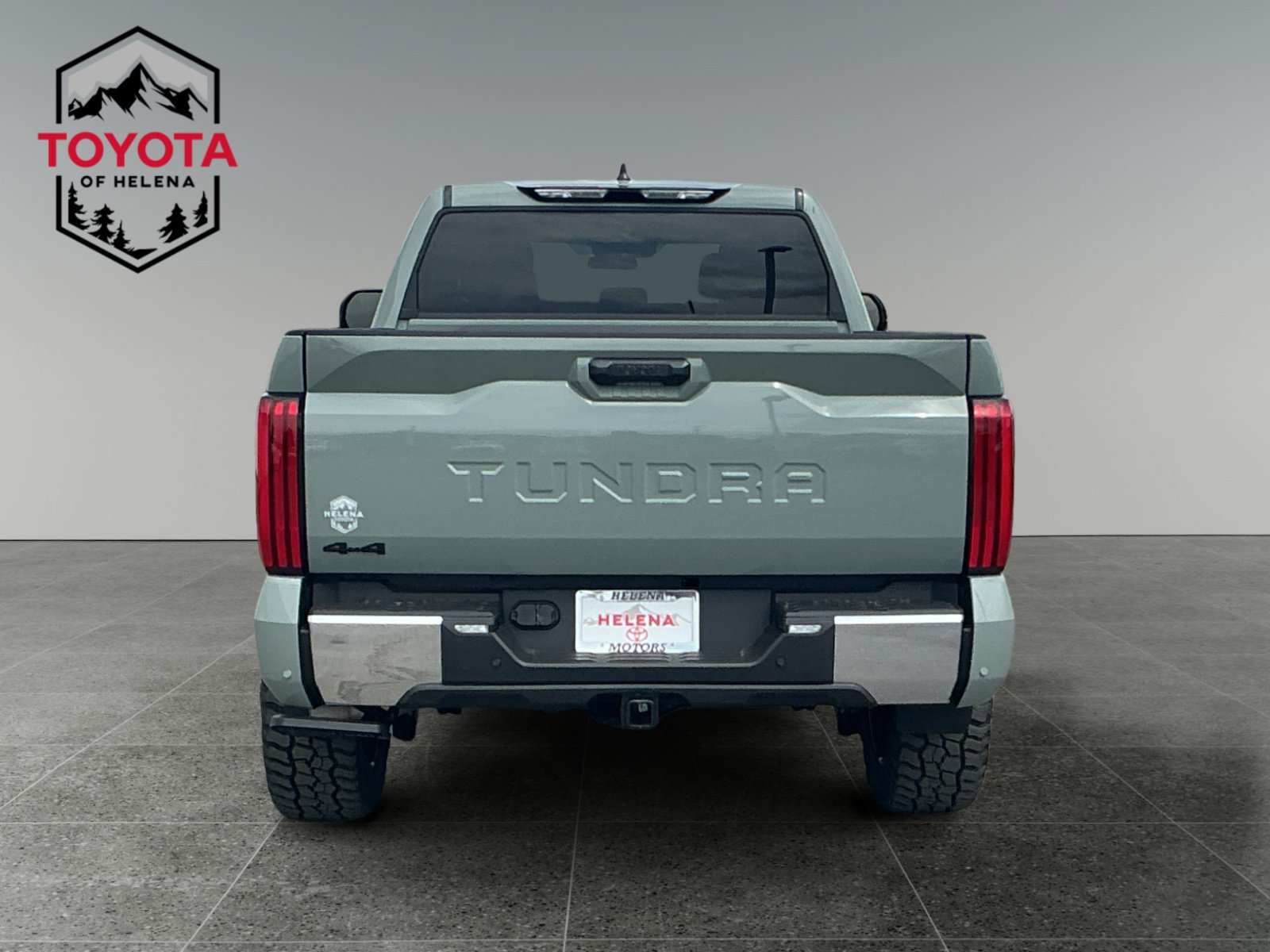 New 2026 Lunar Rock Toyota SR5 image 4