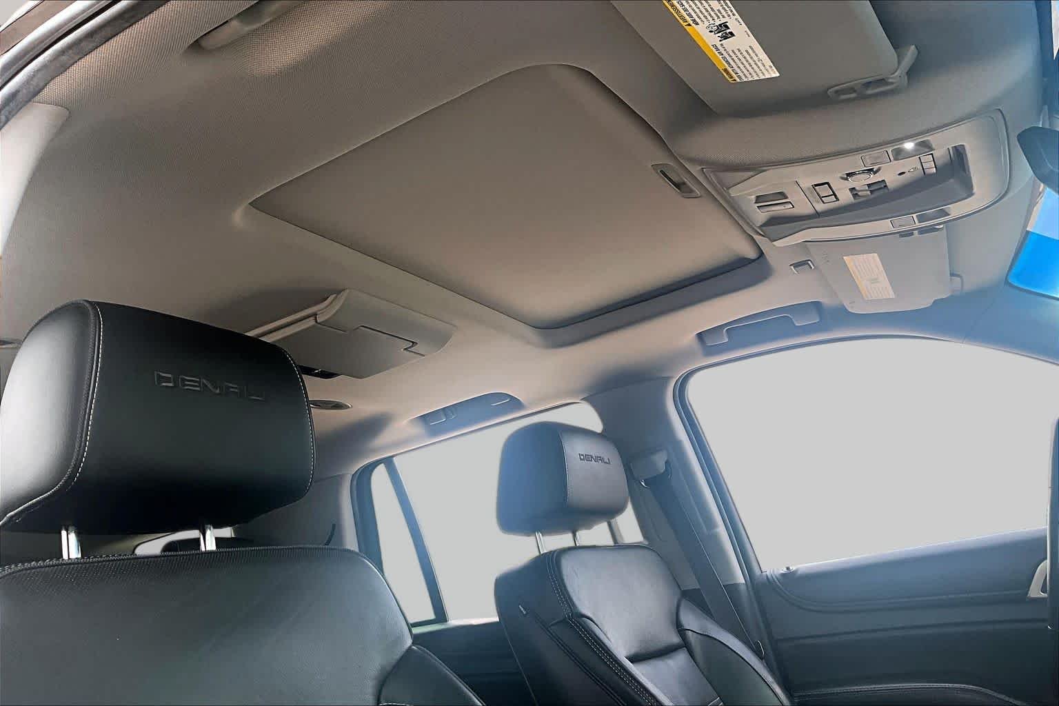 Used 2015 Onyx Black GMC Denali image 13