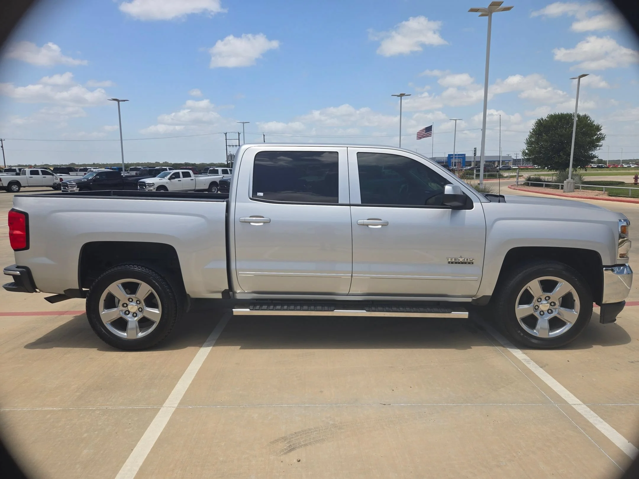 Used 2018 Silver Chevrolet LT image 2