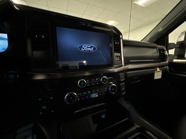 New 2026 Oxford White Ford F-250® Lariat® image 31