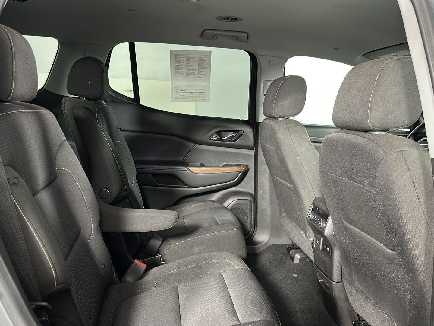 Used 2023 Sterling Metallic GMC SLE image 24
