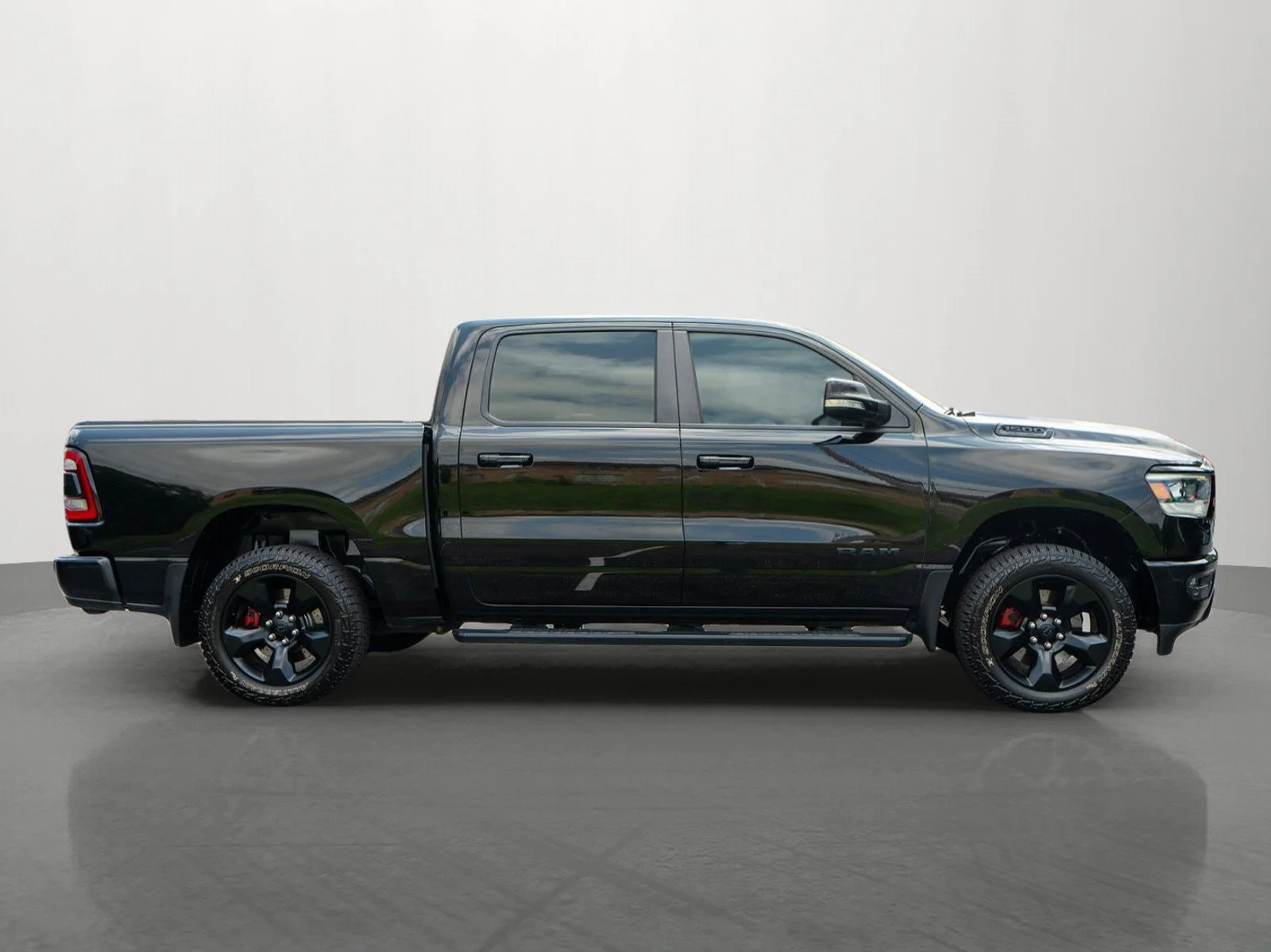 Used 2019 Diamond Black Crystal Pearlcoat Ram Big Horn/Lone Star image 8