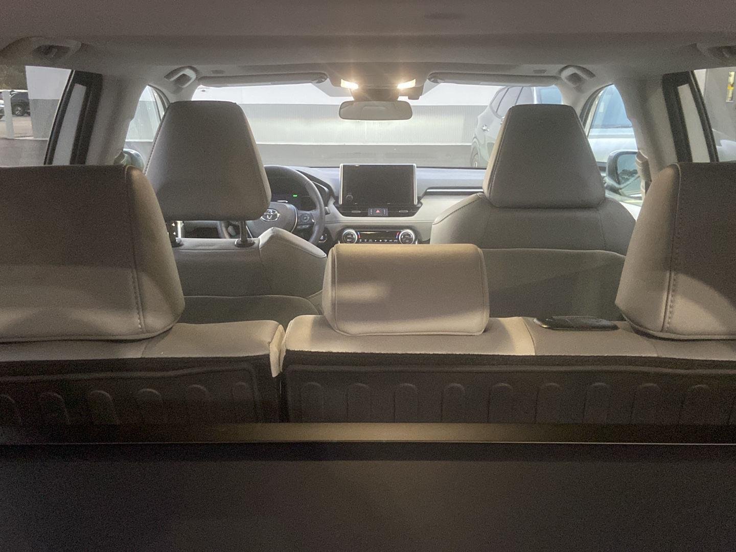 Used 2025 Wind Chill Pearl Toyota XLE Premium image 19