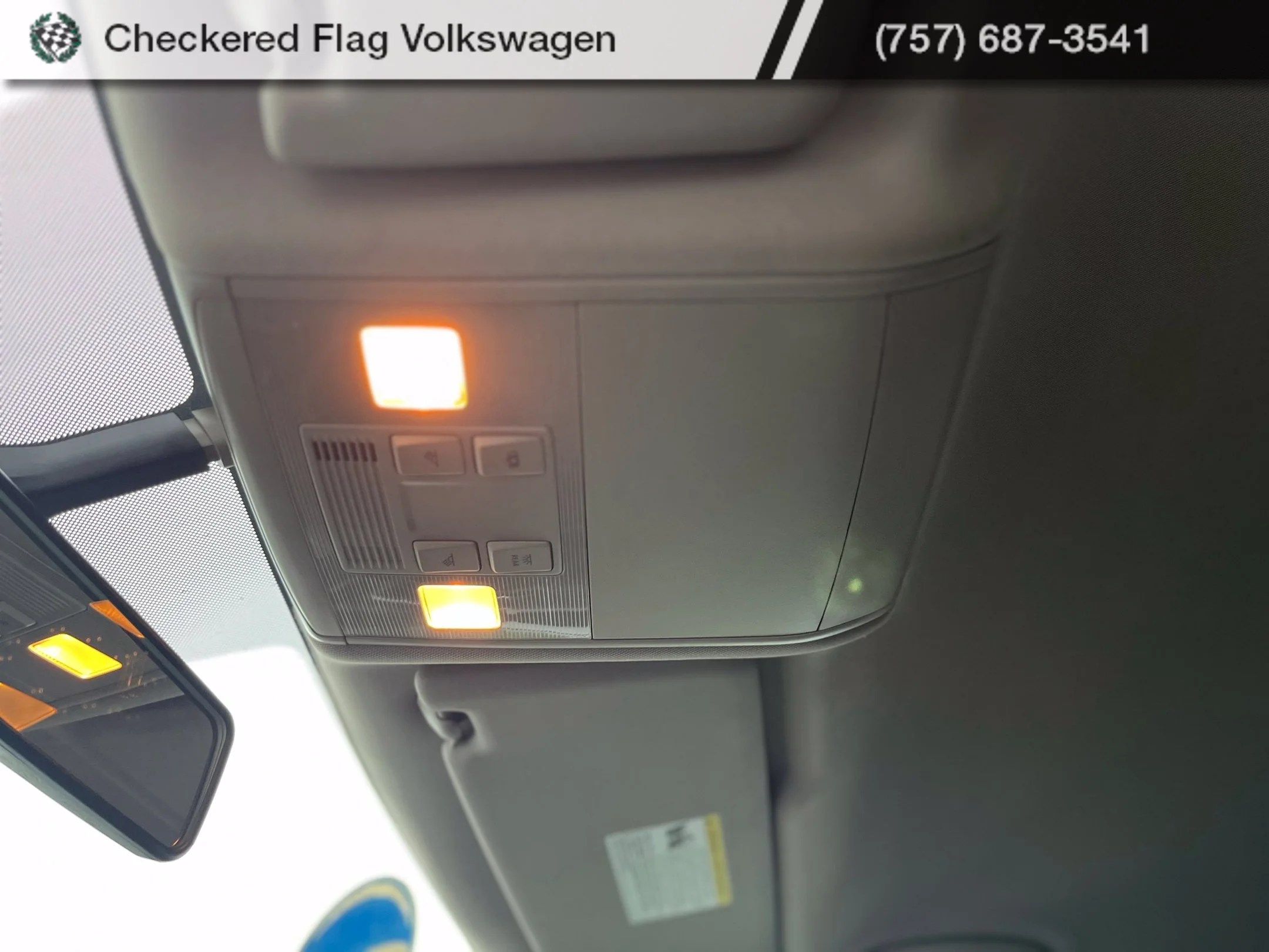 Used 2019 Pure White Volkswagen 2.0T S image 18