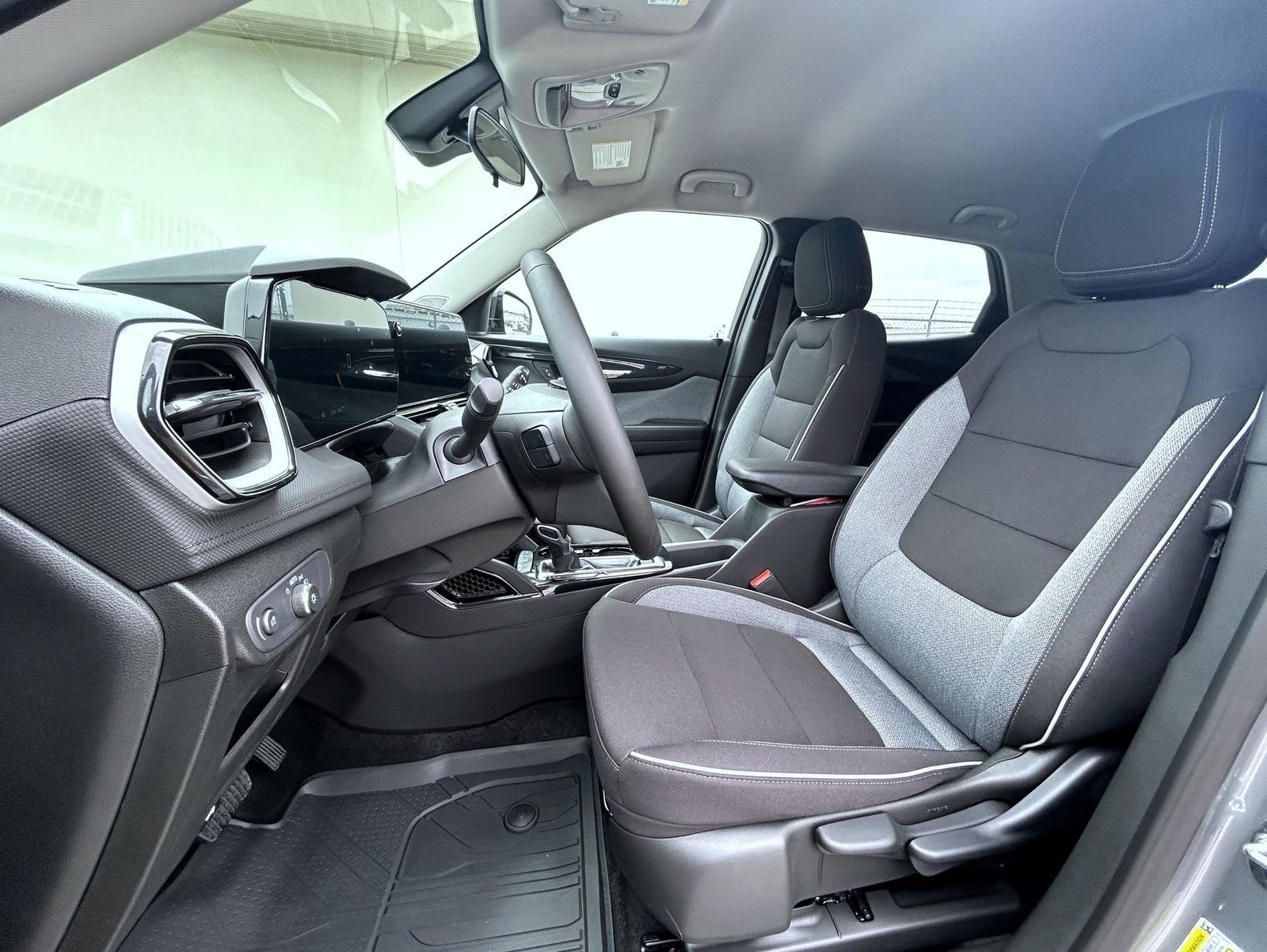 2026 Chevrolet Trailblazer LT - Photo 10